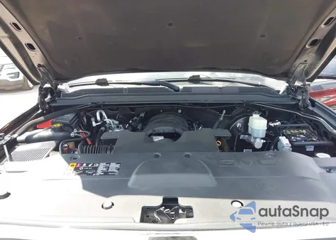 2019 GMC Yukon Xl Slt z USA, uszkodzony, nr VIN 1GKS2GKC1KR316626